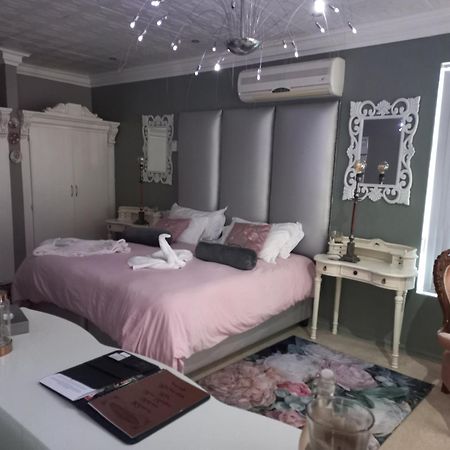 Belurana River Manor Upington Kültér fotó